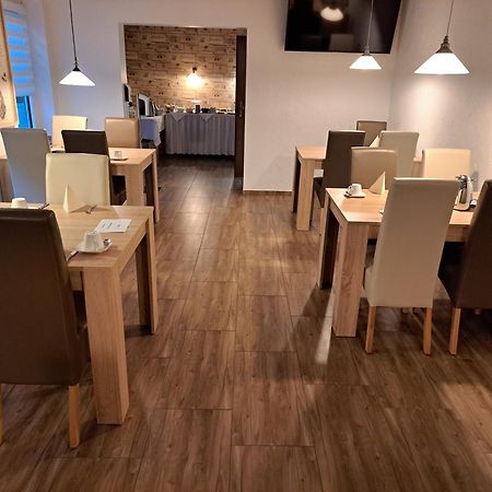 Hotel Angerland Garni Ratingen Eksteriør bilde